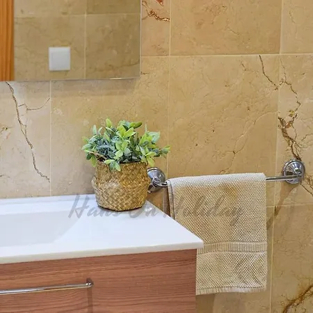 Piso Amaranta, Modern 2 Bedroom, 2 Bathroom With Air Conditioning And Pool Hansonholiday Apartment