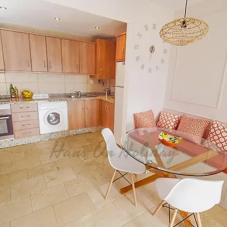 Piso Amaranta, Modern 2 Bedroom, 2 Bathroom With Air Conditioning And Pool Hansonholiday