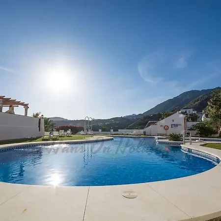 Apartment Piso Amaranta, Modern 2 Bedroom, 2 Bathroom With Air Conditioning And Pool Hansonholiday
